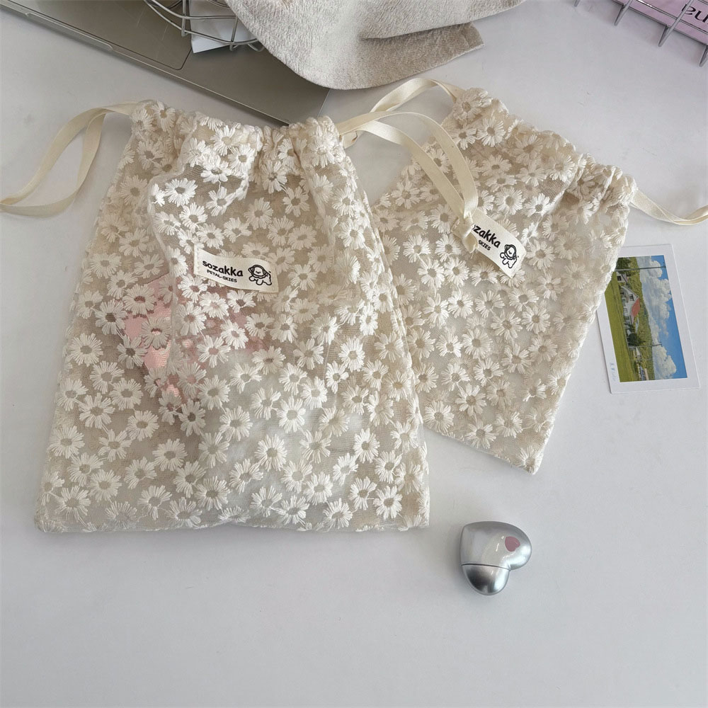 Кружевная вышитая сумка-органа – обзор и цена Cosmetic Bags